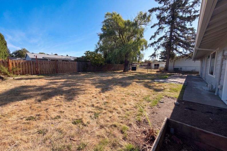Photo 22 of 23 of 1573 NE Barberry Dr, Hillsboro, OR