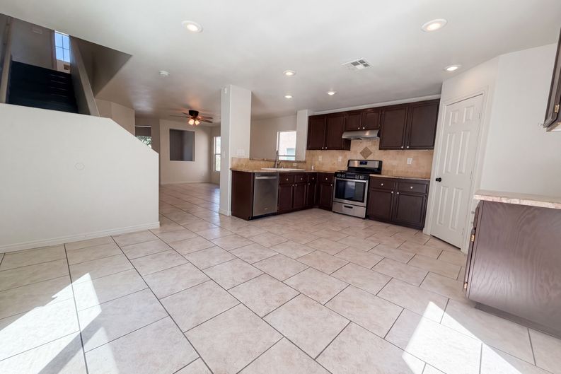 Photo 12 of 22 of 7274 Pine Barrens St, Las Vegas, NV