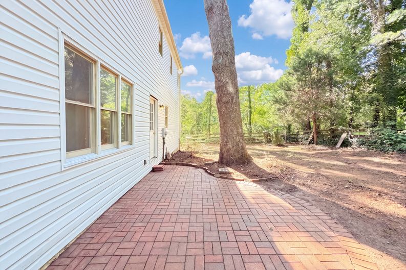 Photo 18 of 20 of 2347 Bethabara Haven Dr, Winston Salem, NC