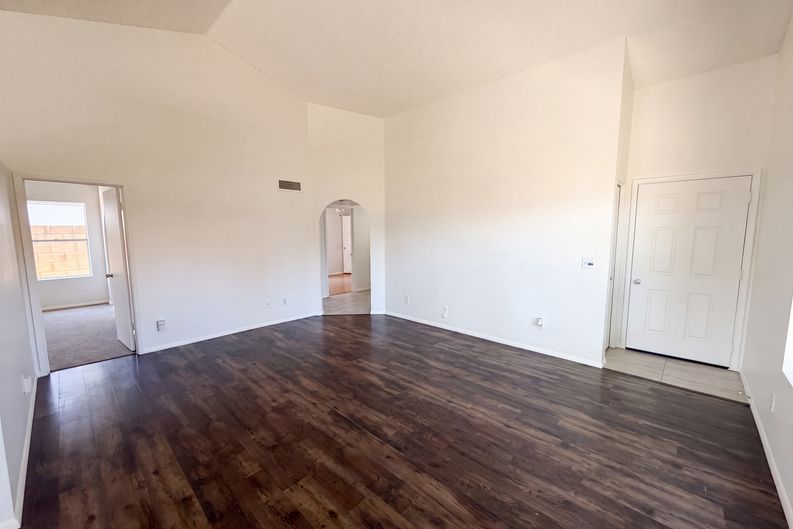 Photo 3 of 21 of 1111 N 64th St, Mesa, AZ