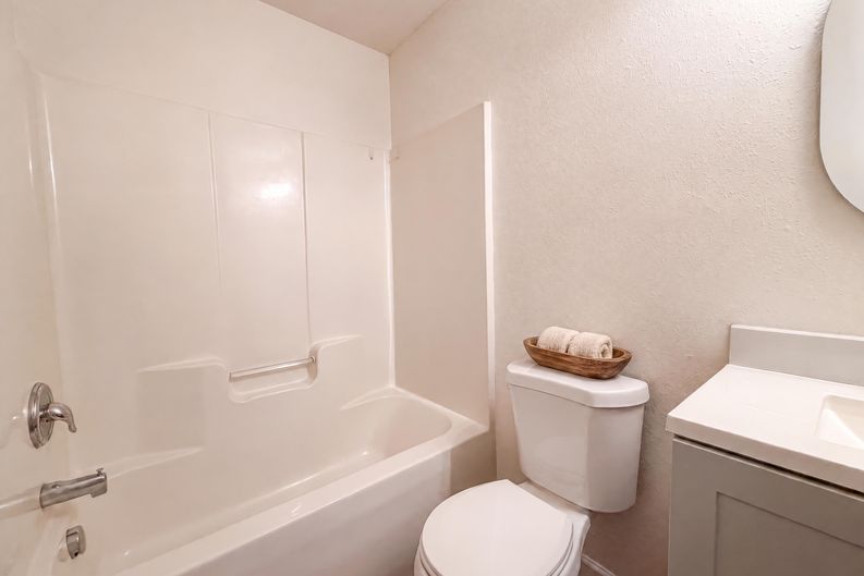 Photo 13 of 17 of 946 Olde Towne Way, Rock Hill, SC