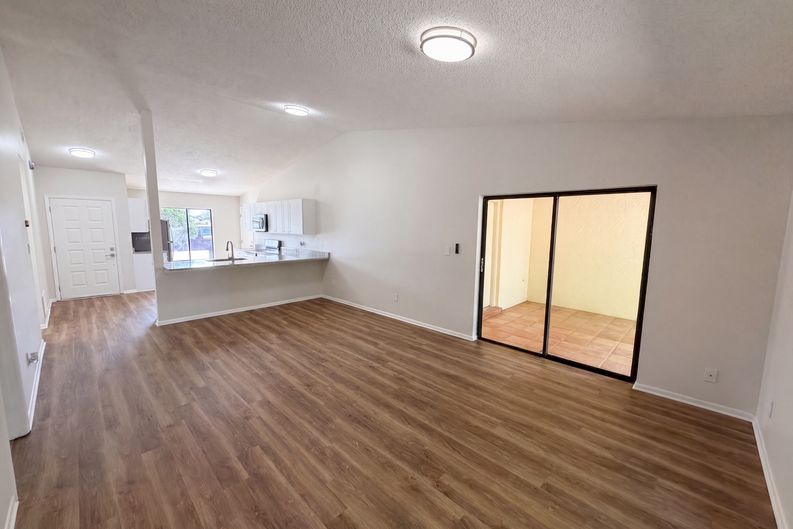 Photo 3 of 26 of 190 Pine Knoll Ct, Casselberry, FL