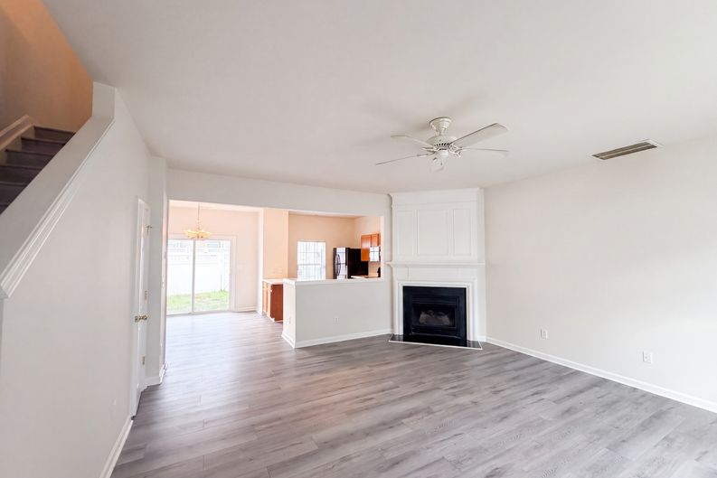 Photo 8 of 17 of 5111 Brooke Lauren Ln, Raleigh, NC