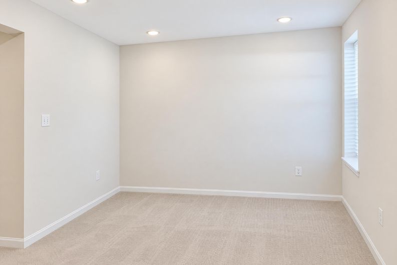 Photo 19 of 39 of 13409 Maymount Dr, Culpeper, VA
