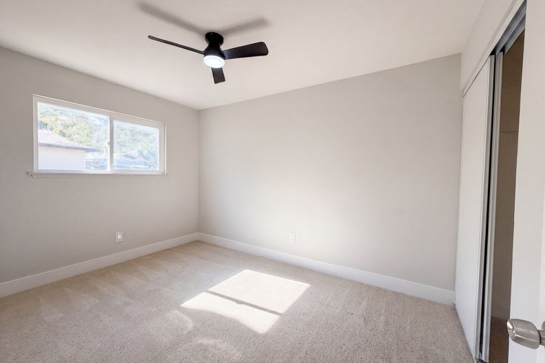 Photo 4 of 25 of 14602 Rosecourt Dr, Canyon Country, CA