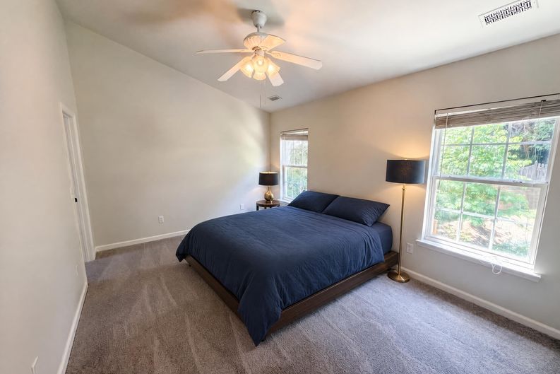 Photo 10 of 17 of 8409 Aztec Dawn Ct, Raleigh, NC
