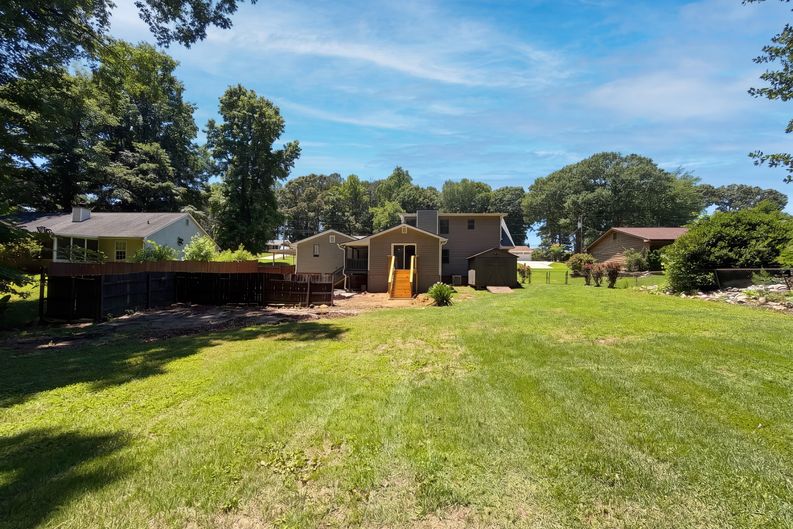 Photo 22 of 27 of 104 Belair Ln, Stockbridge, GA