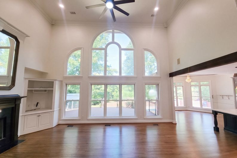 Photo 6 of 45 of 5064 Greystone Way, Hoover, AL