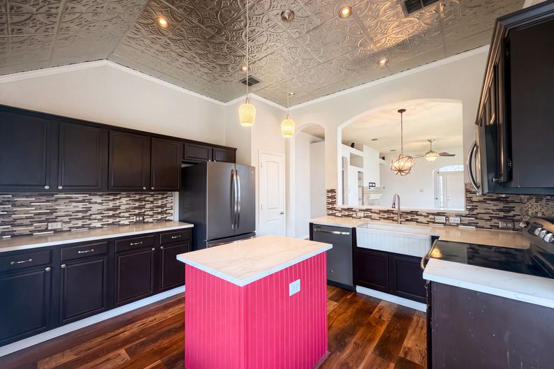 Photo 11 of 28 of 1688 Yellowstone Ave, Lewisville, TX