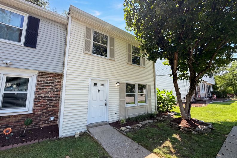 Photo 15 of 19 of 207 Seneca Forest Ct, Nashville, TN