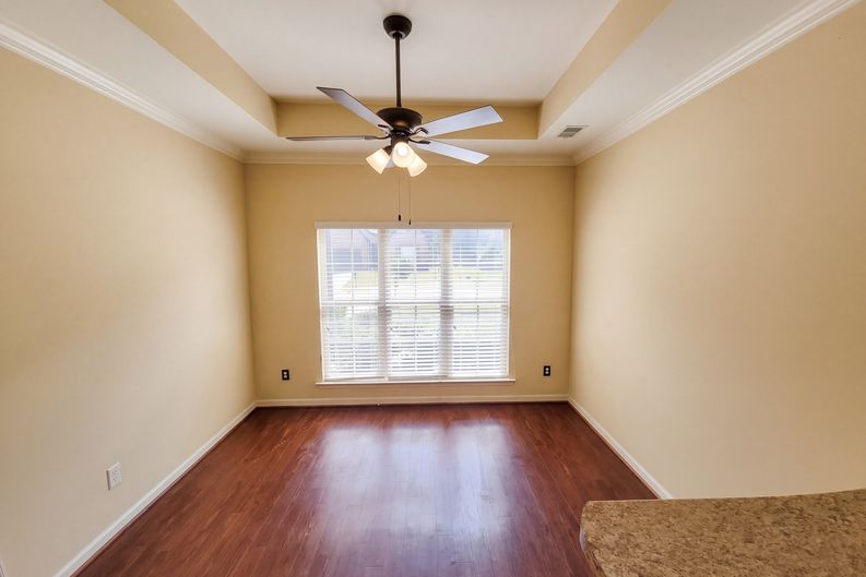 Photo 5 of 22 of 3107 Rosewalk Dr, Moody, AL