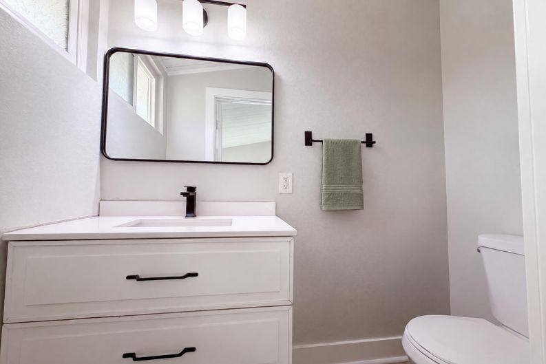 Photo 7 of 14 of 8869 Tangelo Ave, Fontana, CA