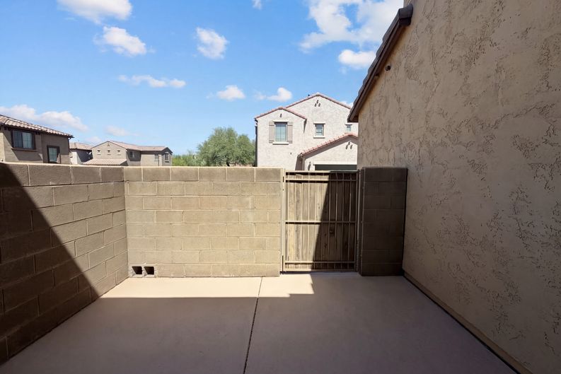 Photo 5 of 22 of 3968 E Melinda Dr, Phoenix, AZ