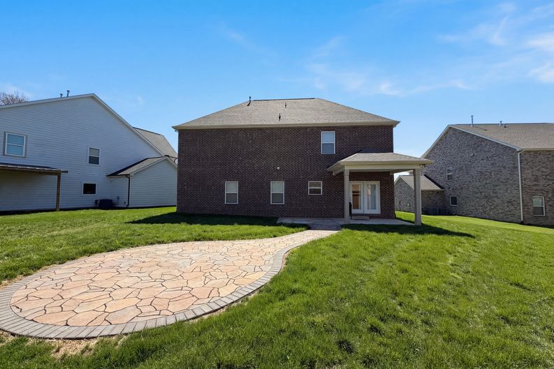 Photo 5 of 44 of 2714 Green Ash Ln, Knoxville, TN