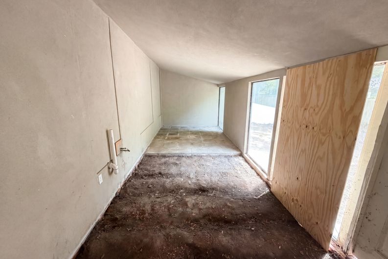 Photo 15 of 16 of 2210 Ben Hur St, Dallas, TX