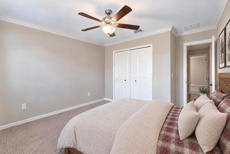 Photo 14 of 43 of 6103 Horse Mill Pl, Palmetto, FL