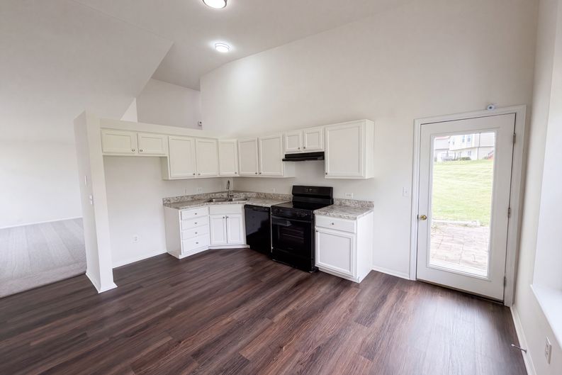 Photo 6 of 22 of 14417 Cape Charles Ct, Florissant, MO