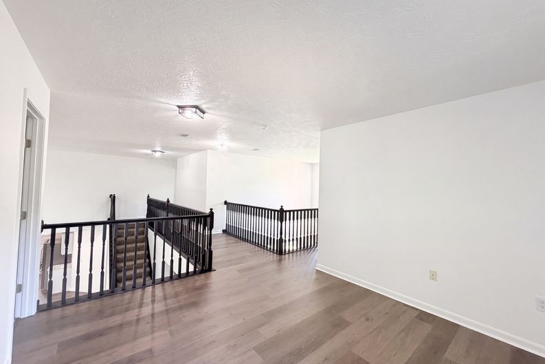 Photo 19 of 43 of 9212 Cedar Gate Dr, Loveland, OH