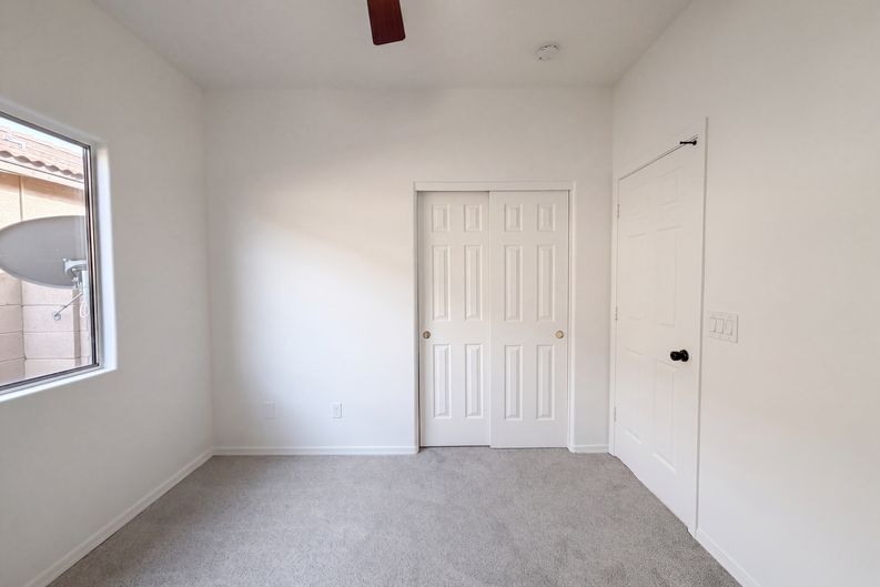 Photo 4 of 24 of 12846 W Rosewood Dr, El Mirage, AZ