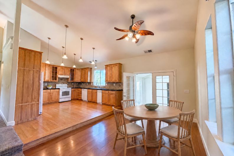 Photo 14 of 48 of 8233 Fair Way, Citrus Heights, CA