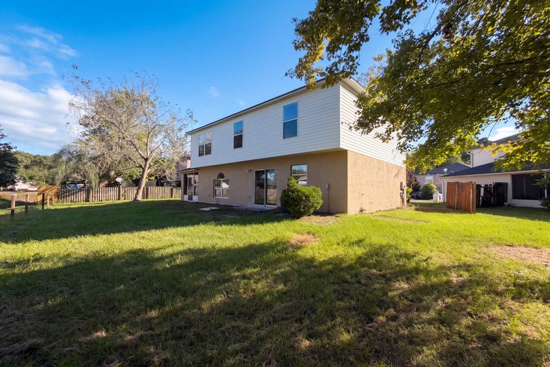 Photo 31 of 34 of 8215 Foxdale Dr, Jacksonville, FL