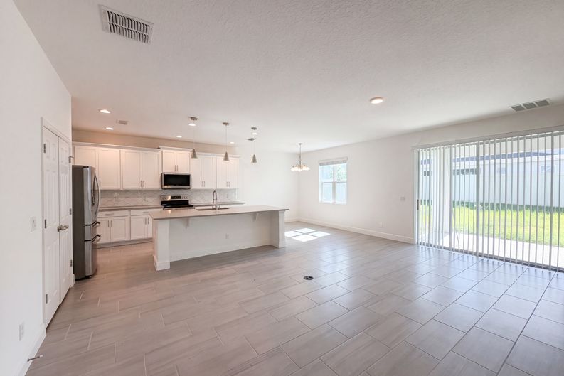 Photo 7 of 22 of 7725 Scicli Way, Clermont, FL