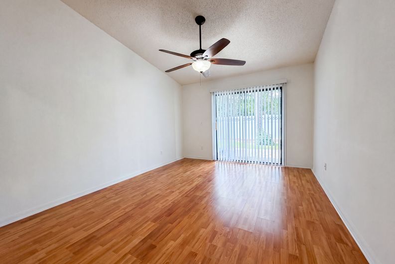 Photo 9 of 19 of 215 Beech Brook St, Saint Johns, FL