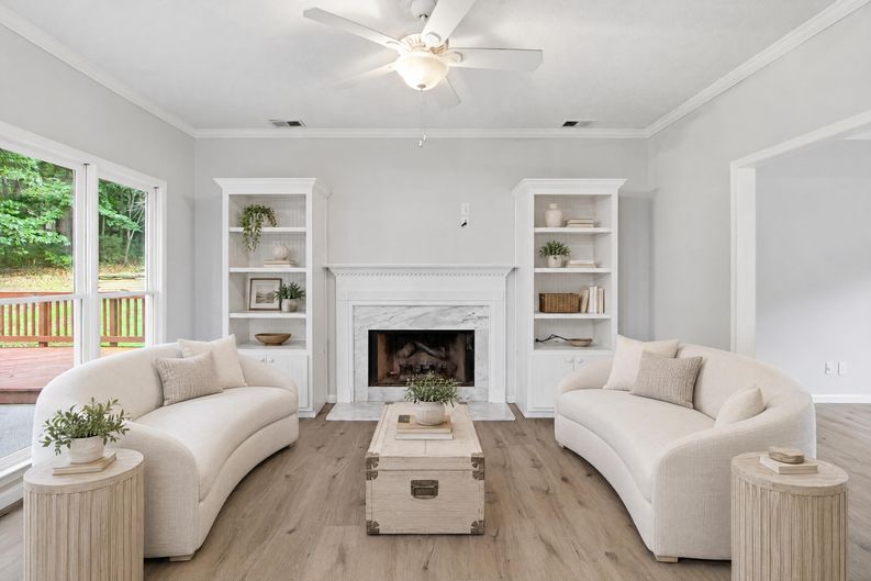 Photo 12 of 37 of 3504 Wellsley Dr, Powder Springs, GA