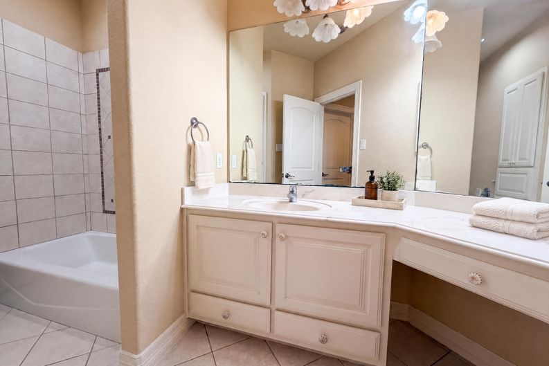 Photo 19 of 26 of 20646 Wahl Ln, San Antonio, TX