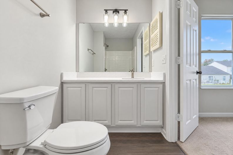 Photo 14 of 30 of 3308 Kady Ln, Columbus, OH