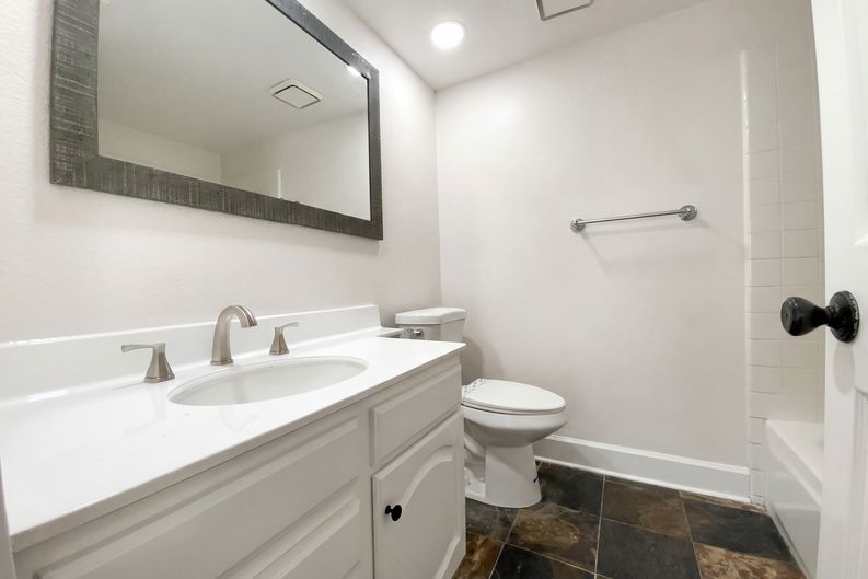 Photo 12 of 26 of 3303 Deaver Dr, Corona, CA
