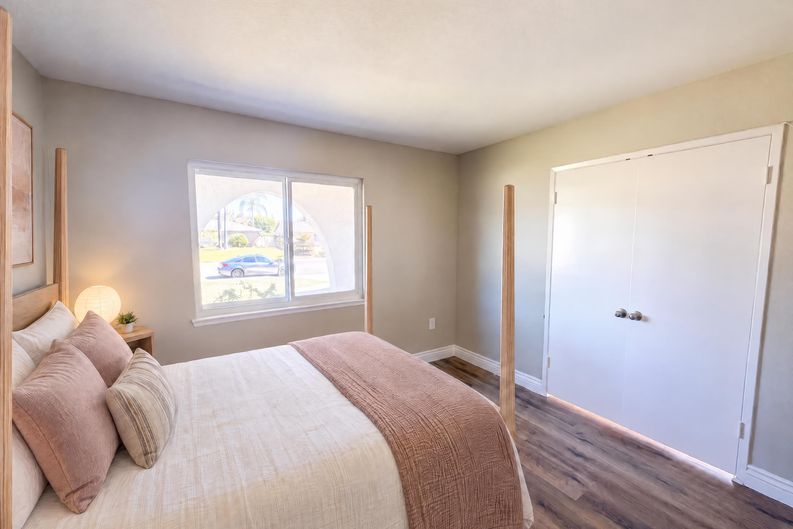 Photo 8 of 49 of 11828 Craw Ave, Chino, CA