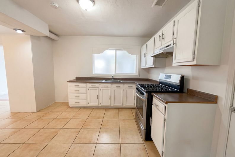 Photo 16 of 18 of 8112 Princess Jeanne Ave NE, Albuquerque, NM