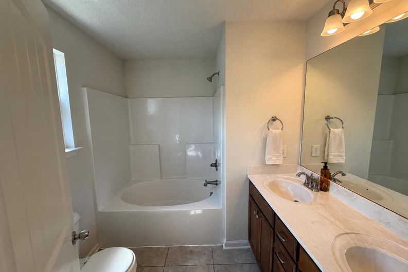 Photo 13 of 23 of 139 Ramsden Ave, La Vergne, TN