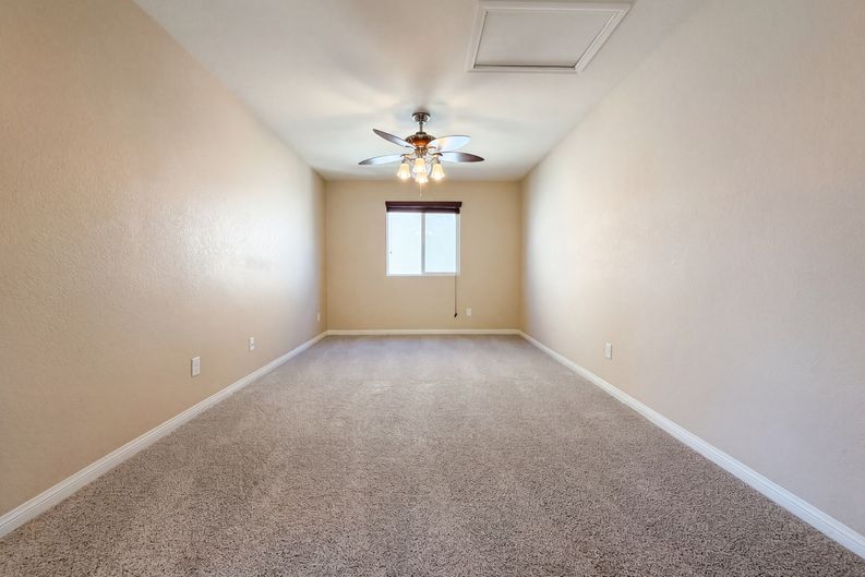 Photo 7 of 23 of 6472 Haypress Ct, Las Vegas, NV