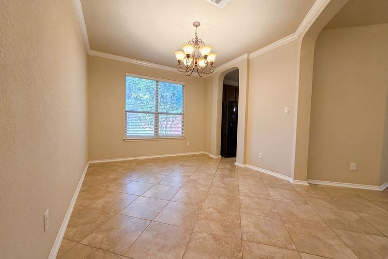 Photo 13 of 22 of 6941 Laura Hts, Schertz, TX