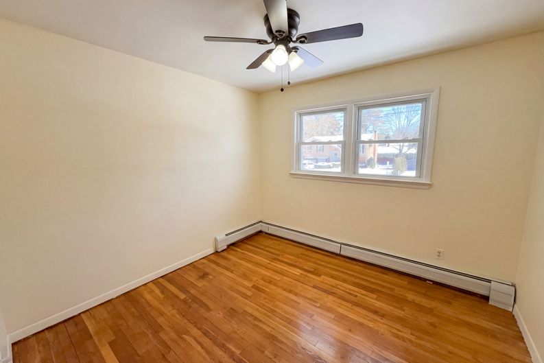 Photo 12 of 31 of 2622 Cleveland Ave, Township Of Washington, NJ