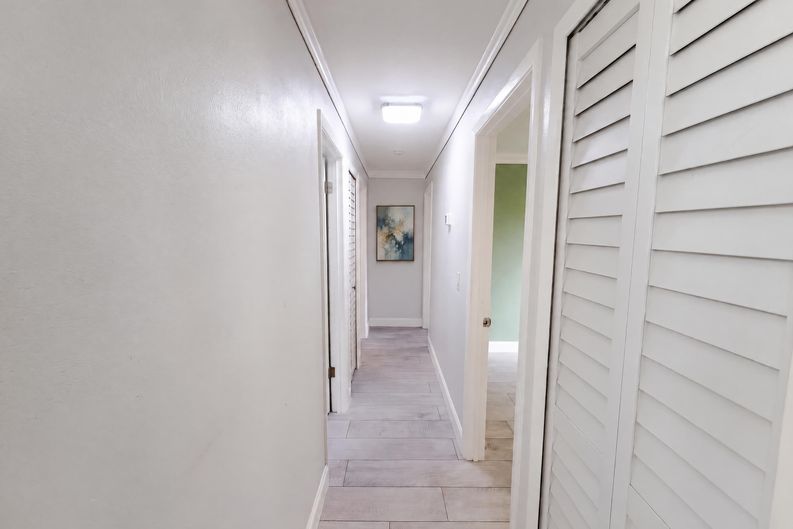 Photo 9 of 17 of 976 Liskeard Ave, Orange City, FL