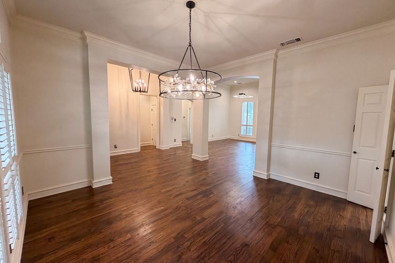 Photo 8 of 38 of 4606 Mill Wood Dr, Colleyville, TX