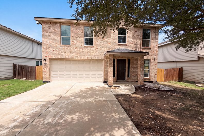 Photo 14 of 19 of 10602 Springwood Sq, Universal City, TX