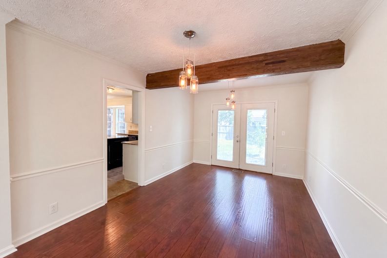 Photo 6 of 25 of 2036 Glastonbury Dr, Franklin, TN