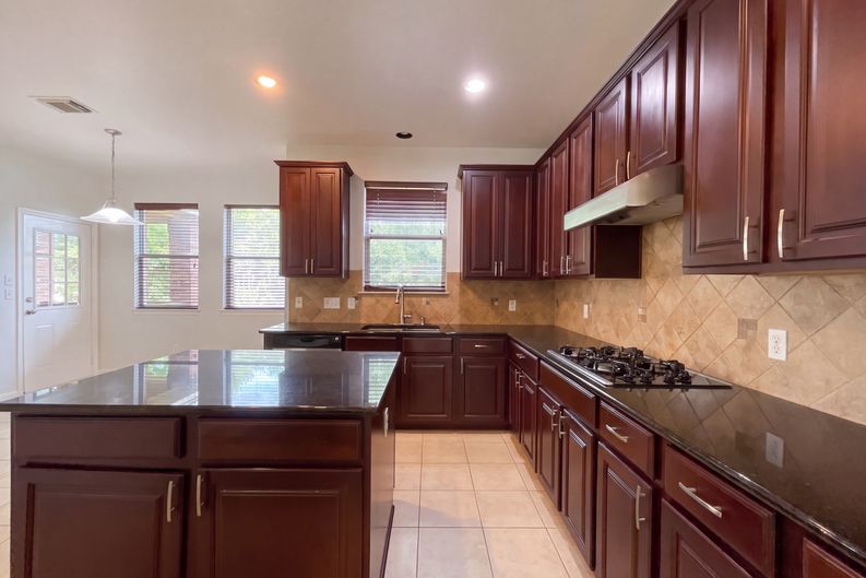 Photo 43 of 68 of 1014 Bretton Woods Dr, Cedar Park, TX
