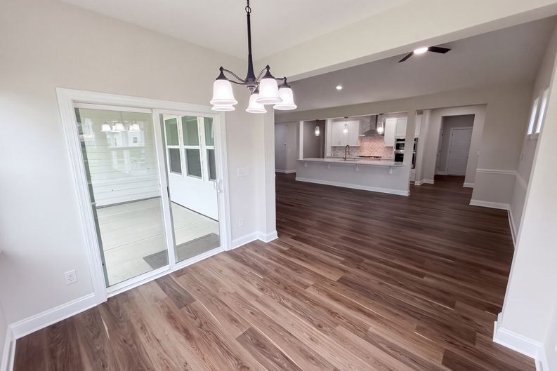 Photo 12 of 36 of 6109 Balham Ct, Charlotte, NC