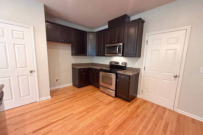 Photo 6 of 23 of 5237 Emerald Spring Dr, Knightdale, NC