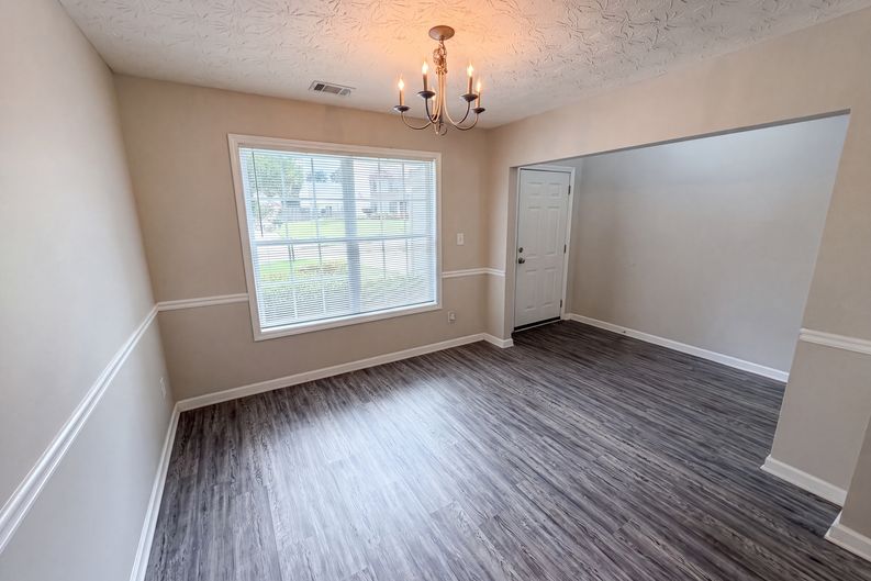 Photo 12 of 44 of 4636 Pine Acre Cir, Sugar Hill, GA