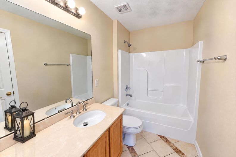 Photo 16 of 23 of 5240 Terrace Ridge Dr, Milford, OH