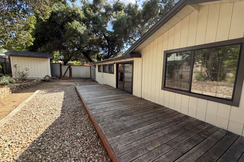 Photo 5 of 30 of 155 Estates Dr, Ben Lomond, CA