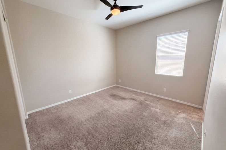 Photo 28 of 55 of 4511 N 93rd Dr, Phoenix, AZ