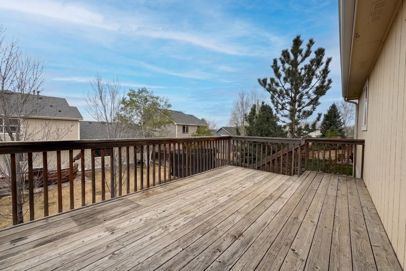 Photo 26 of 28 of 4098 La Junta Dr, Loveland, CO