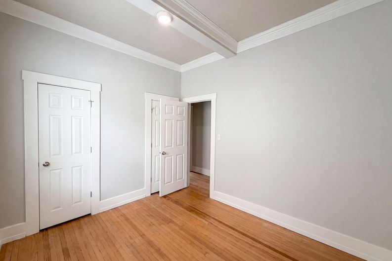 Photo 15 of 25 of 1510 E Raymond St, Indianapolis, IN